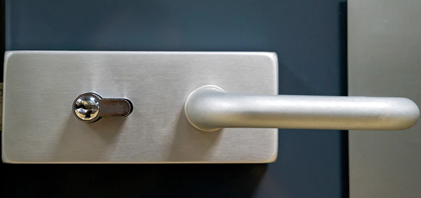 Change Patio Door Locks in Lodi, California
